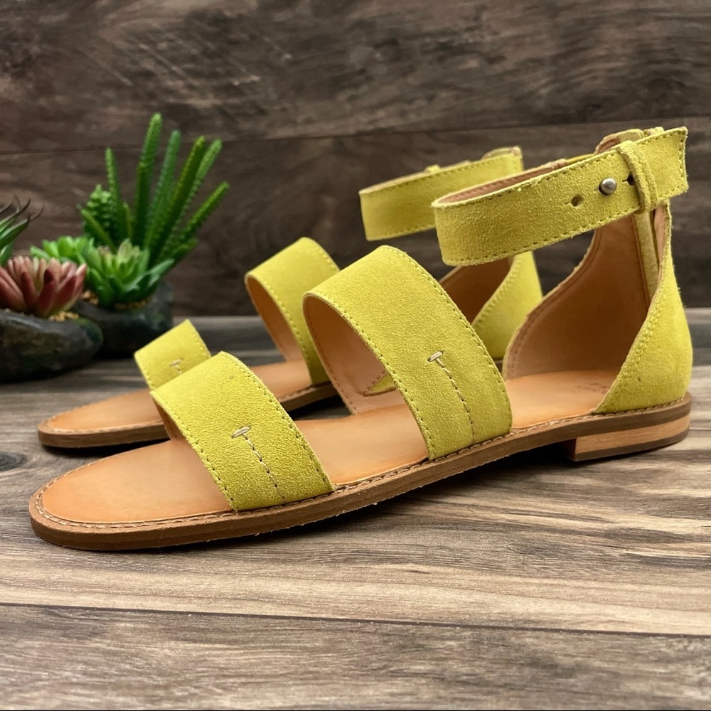 NIB Frye and Co. Evie 2 Band Flat Boho Sandal - Picture 5 of 13